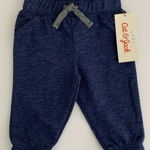 VK20- 19- NWT- INFANTS KNIT BOTTOMS